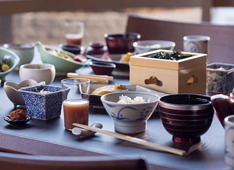 교토의 바다와 산, 그리고 미사식국의 역사 유구한 역사를 자랑하는 교토에서 일본의 역사와 풍토를 체험하는 일본 음식 체험